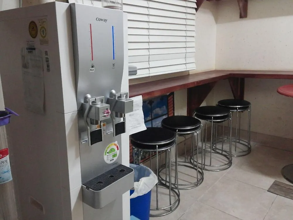 Hostel Kw Myeongdong Seoel Hotel
